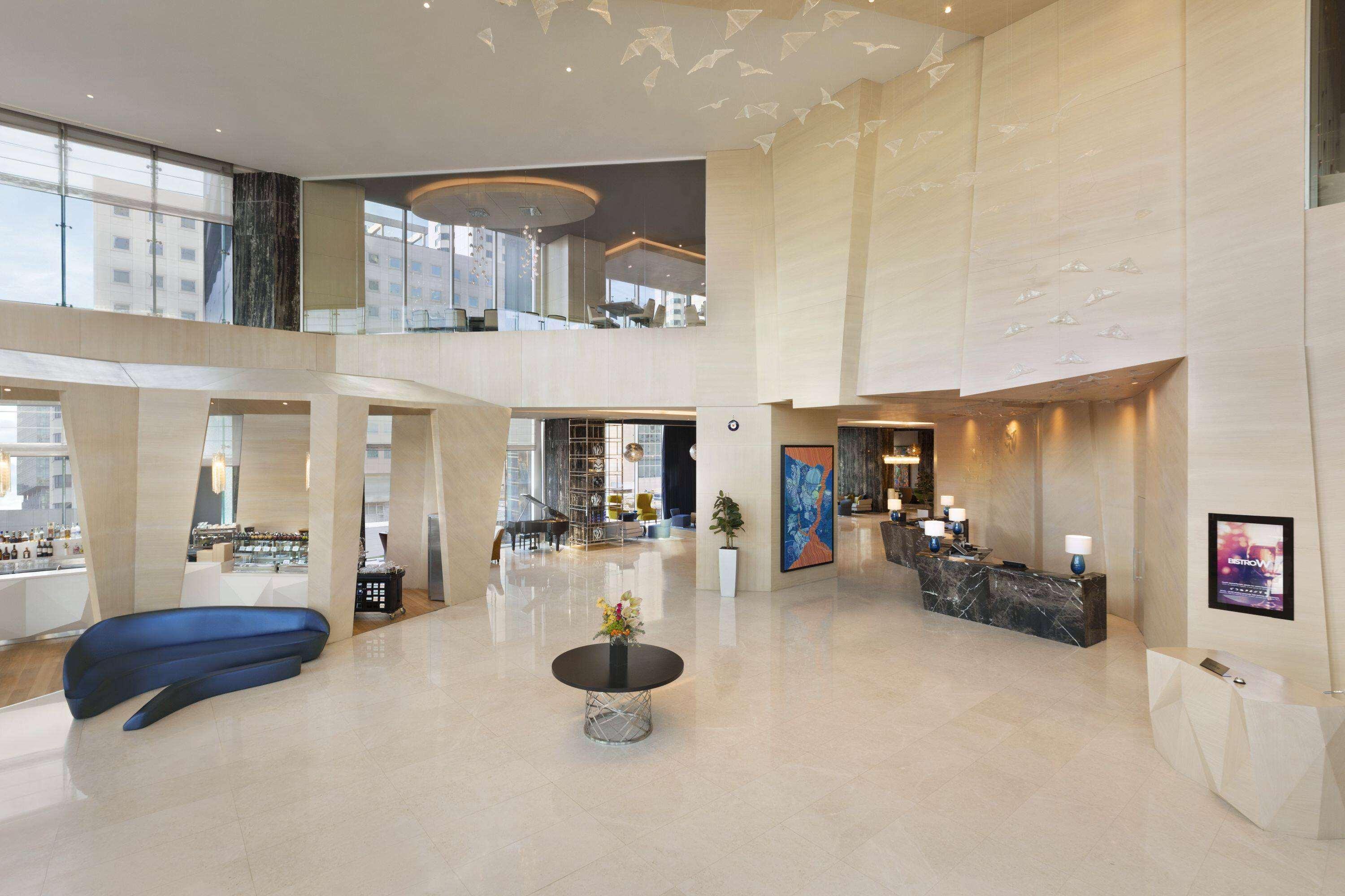 Vista Lobby Wyndham Grand Levent Istanbul Hotel & Conference Center