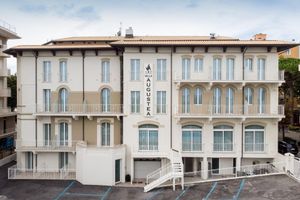 Alojamiento - Villa Augustea