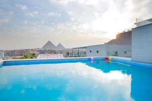 Alojamiento - Pyramid Front Hotel