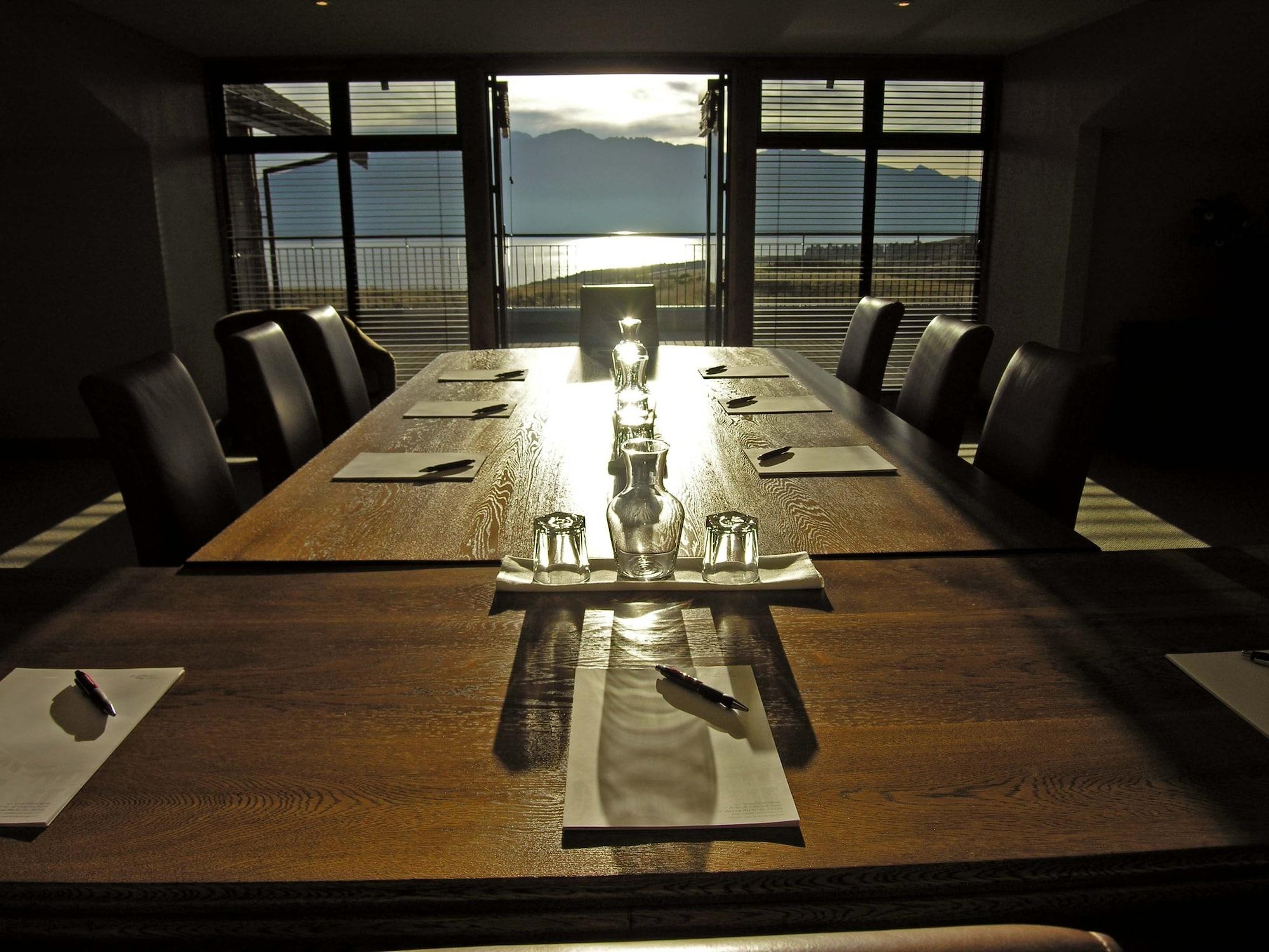 Sala de Reuniones Fiordland Lodge