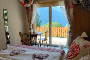 Alquiler Vacacional - Maison de charme dans la nature avec piscine face aux Alpes