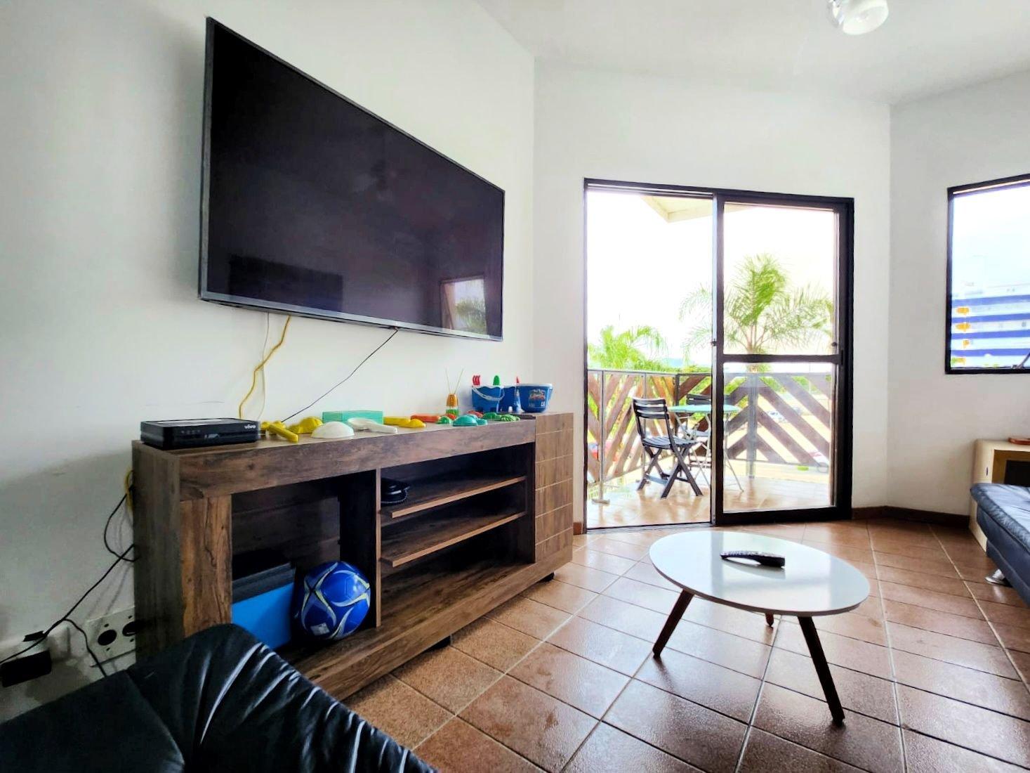 Equipamiento de Habitación Pé na Areia com Garagem e S de Praia