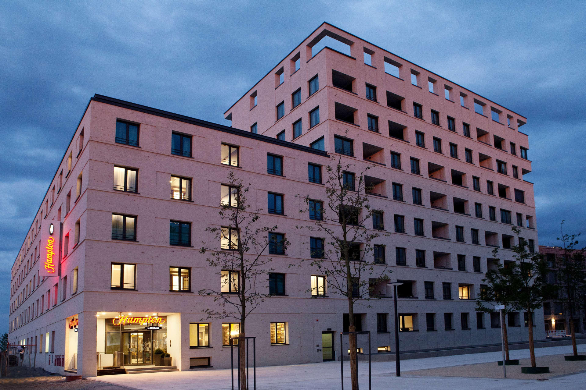 Vista Exterior Hampton by Hilton Regensburg