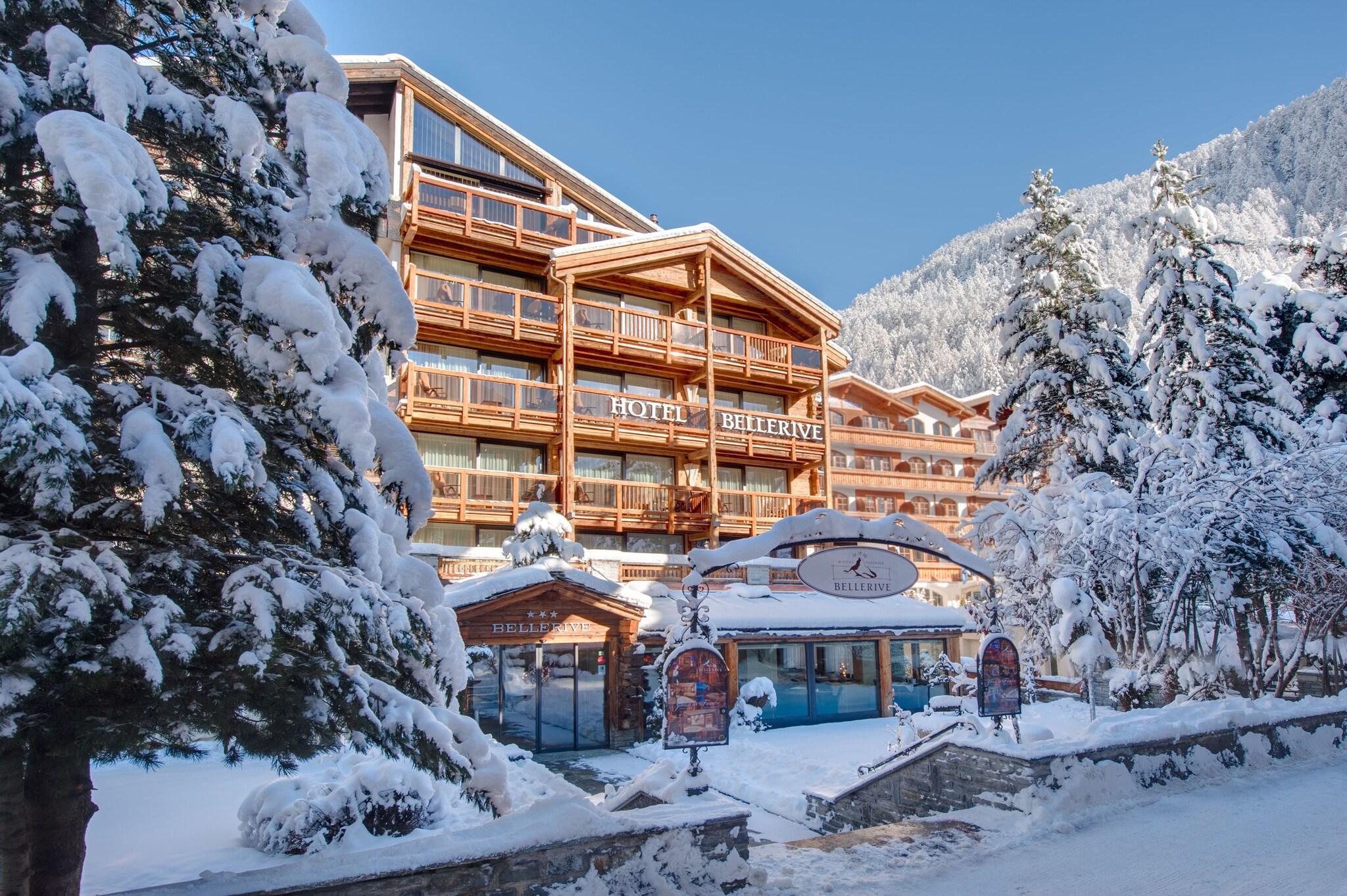 Vista da fachada Hotel Bellerive