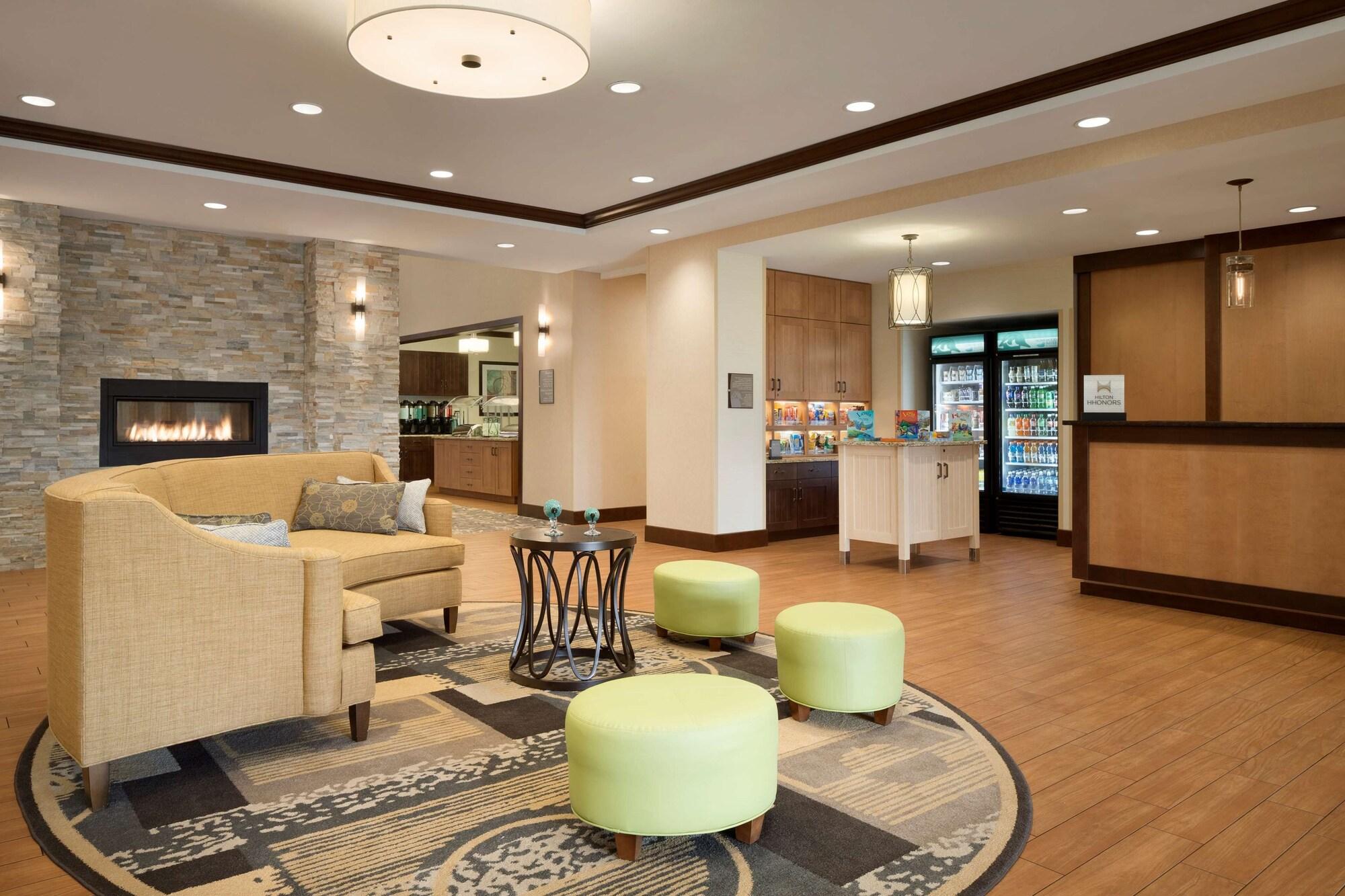 Vista Lobby Homewood Suites by Hilton Kalamazoo-Portage