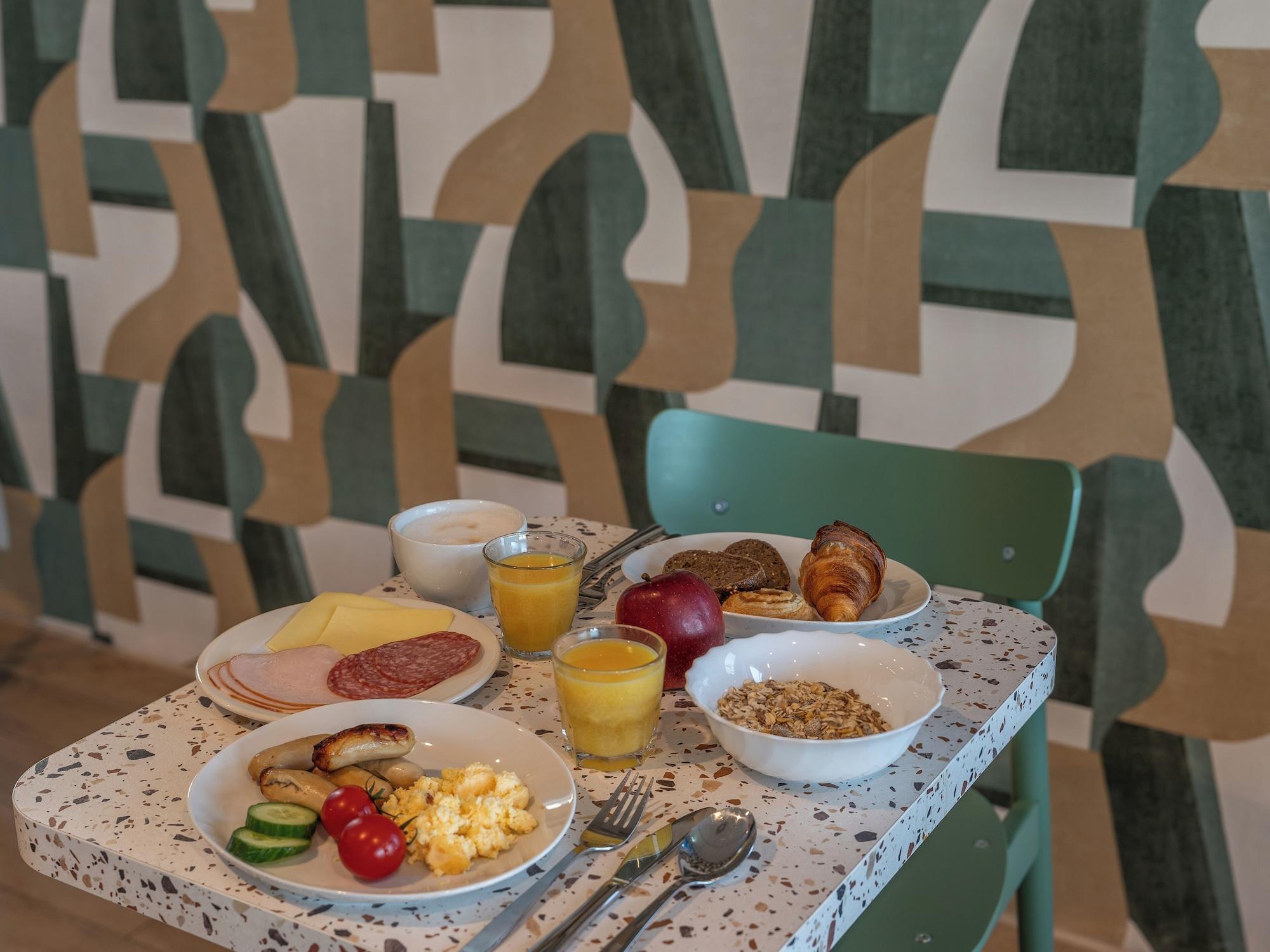 Restaurant B&B Hotel Zürich Airport Rümlang