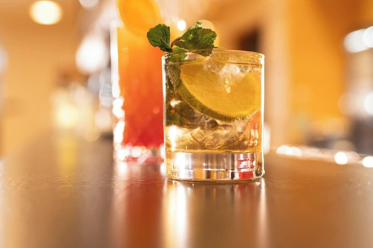 Bar/Salón BDB-Kulturhotel