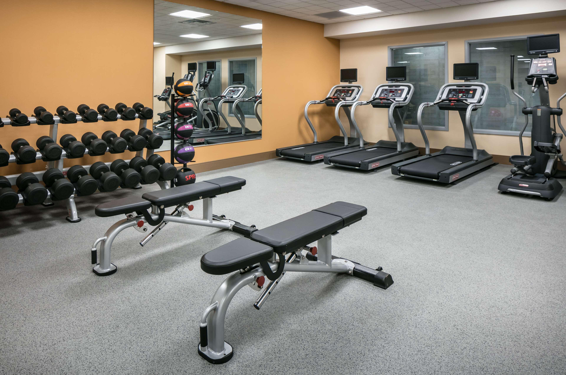 Gimnasio Hilton Garden Inn Iowa City Downtown University