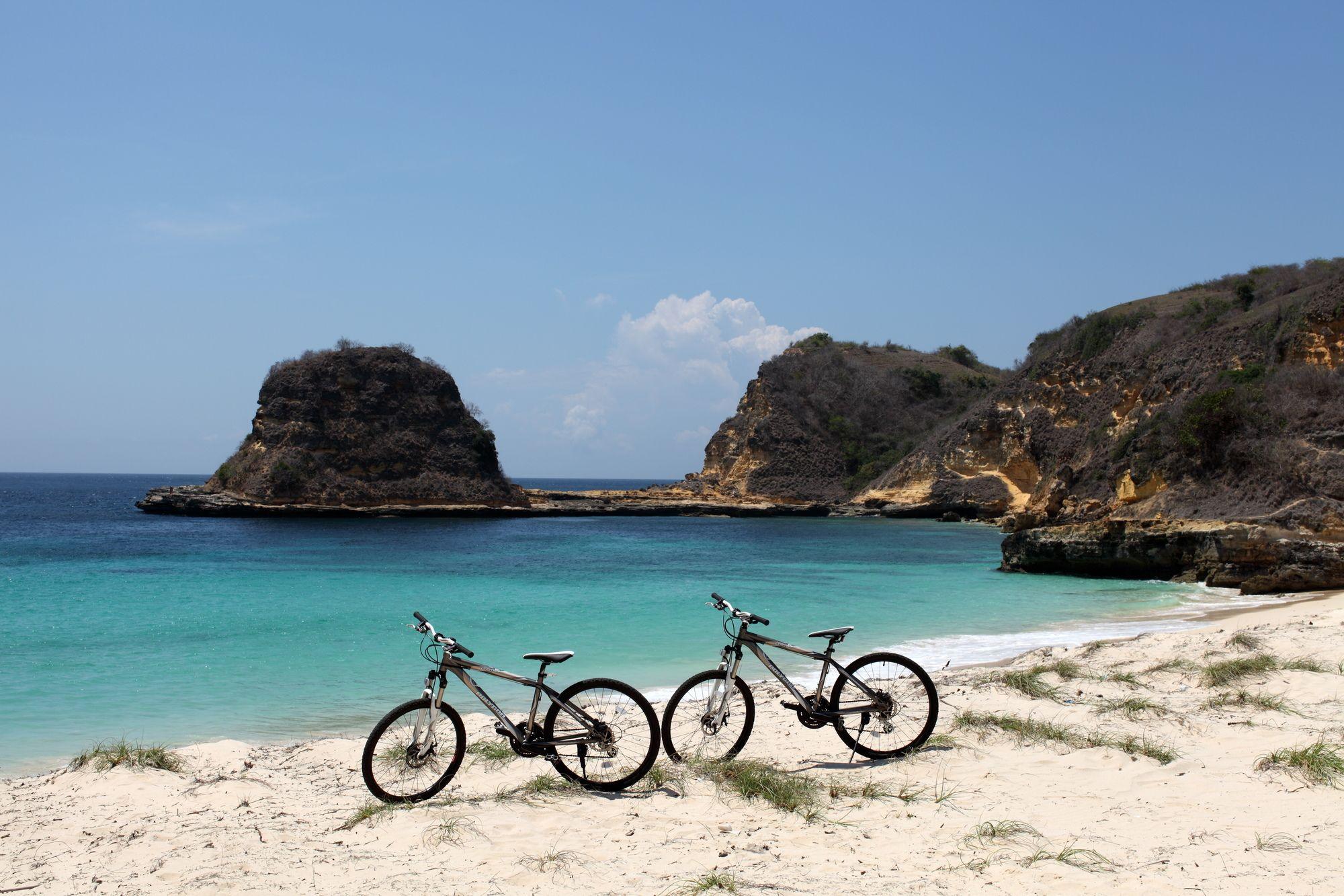 Playa Jeeva Beloam Beach Camp