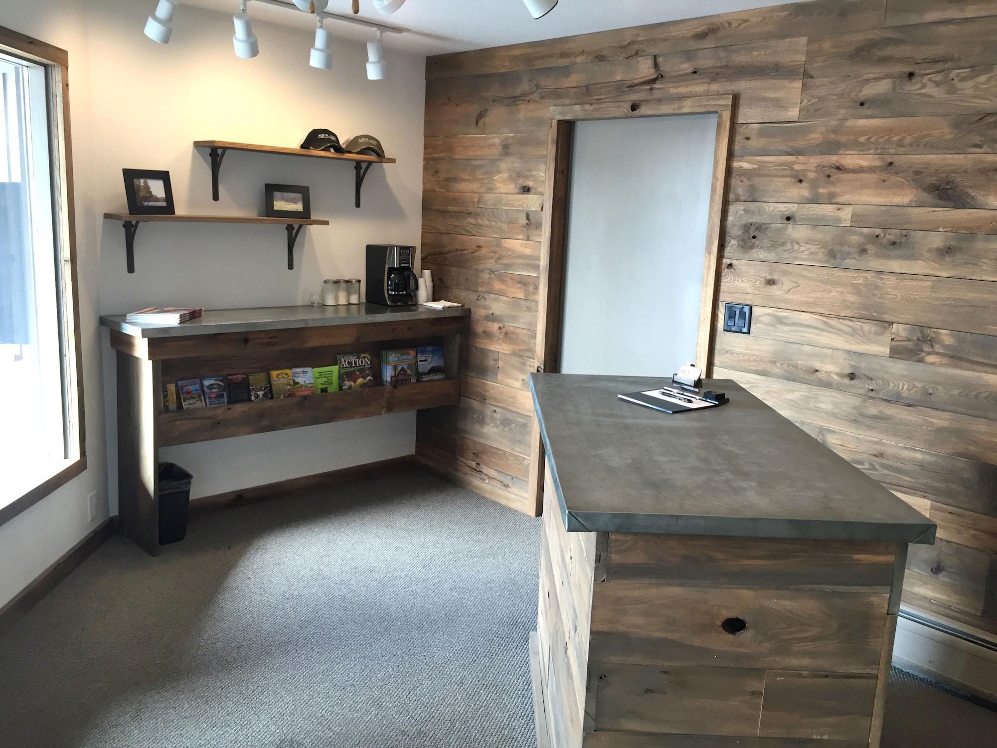 Vista Lobby Aqua Aire Inn & Suites