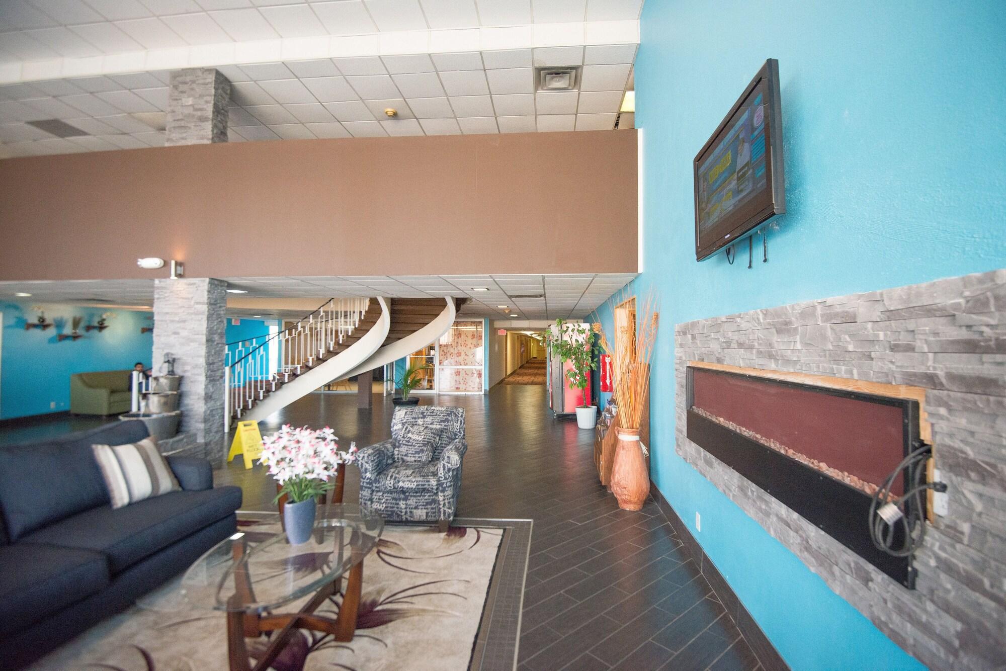 Vista Lobby Days Inn by Wyndham Fort Wright Cincinnati Area