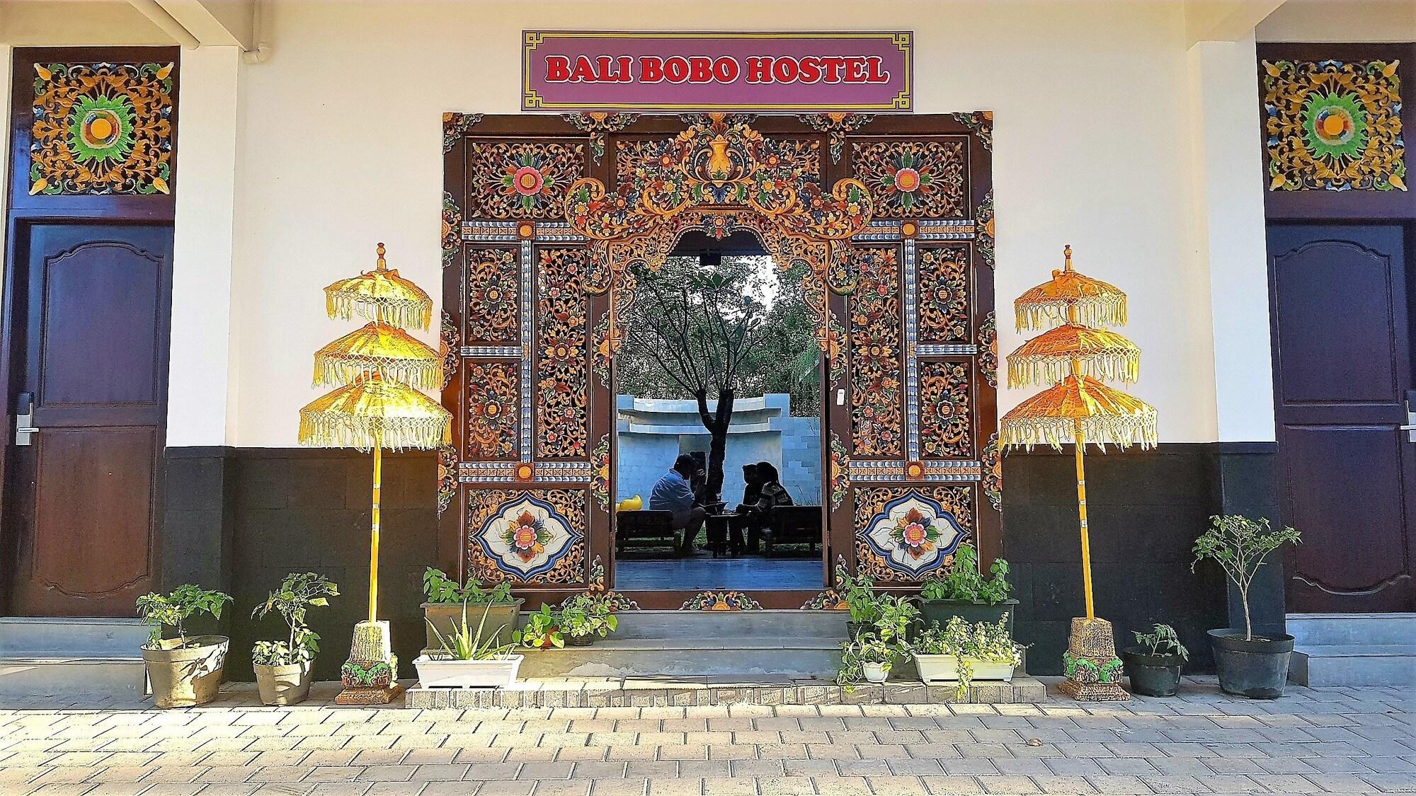 Vista Exterior Bali Bobo Hostel