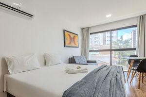 Renta Vacacional - Studio With Pool in Pocos de Caldas Pgo412