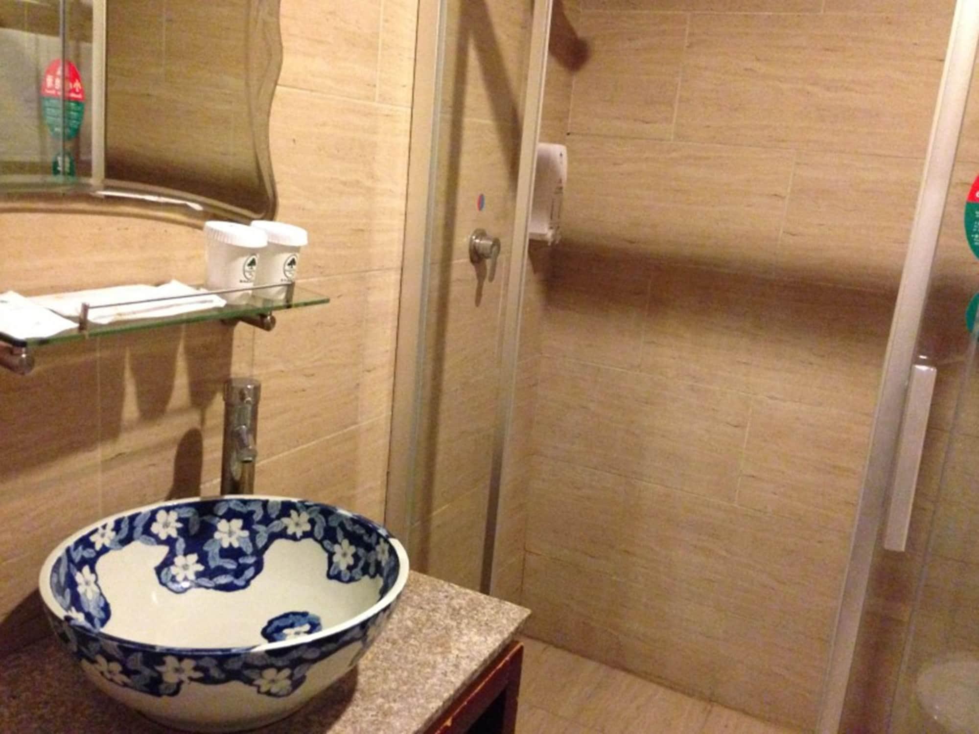 Equipamiento de Habitación GreenTree Inn Suzhou Yongqiao District Railway Station Express Hotel