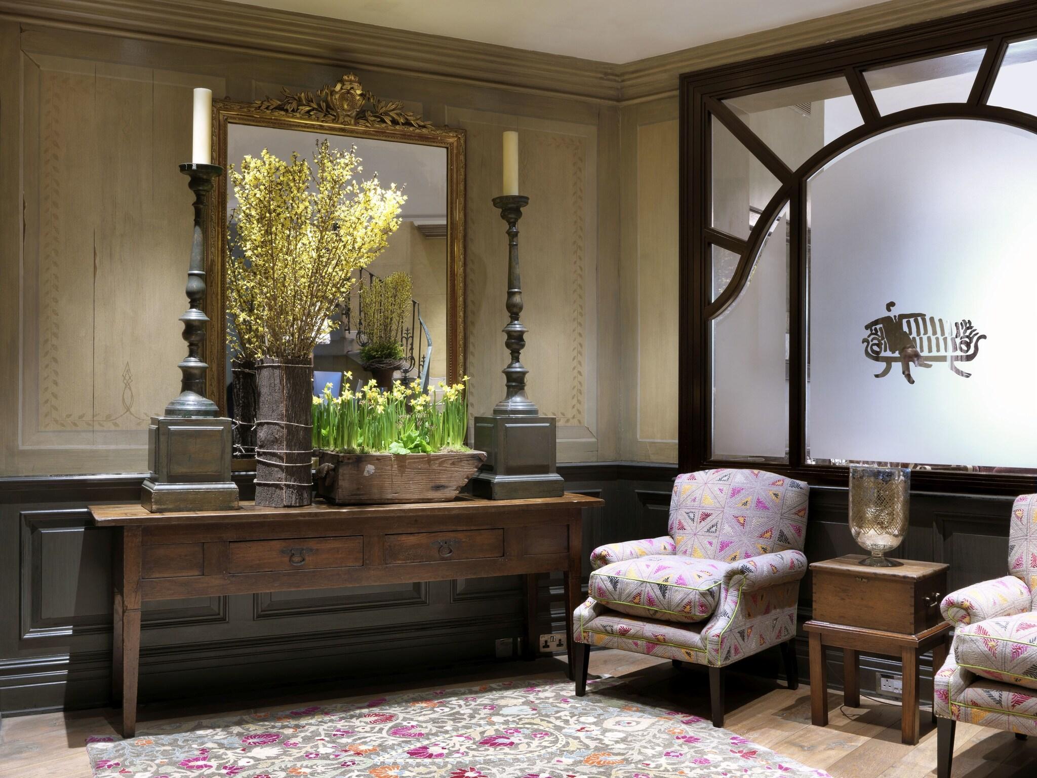 Vista Lobby Covent Garden Hotel, Firmdale Hotels