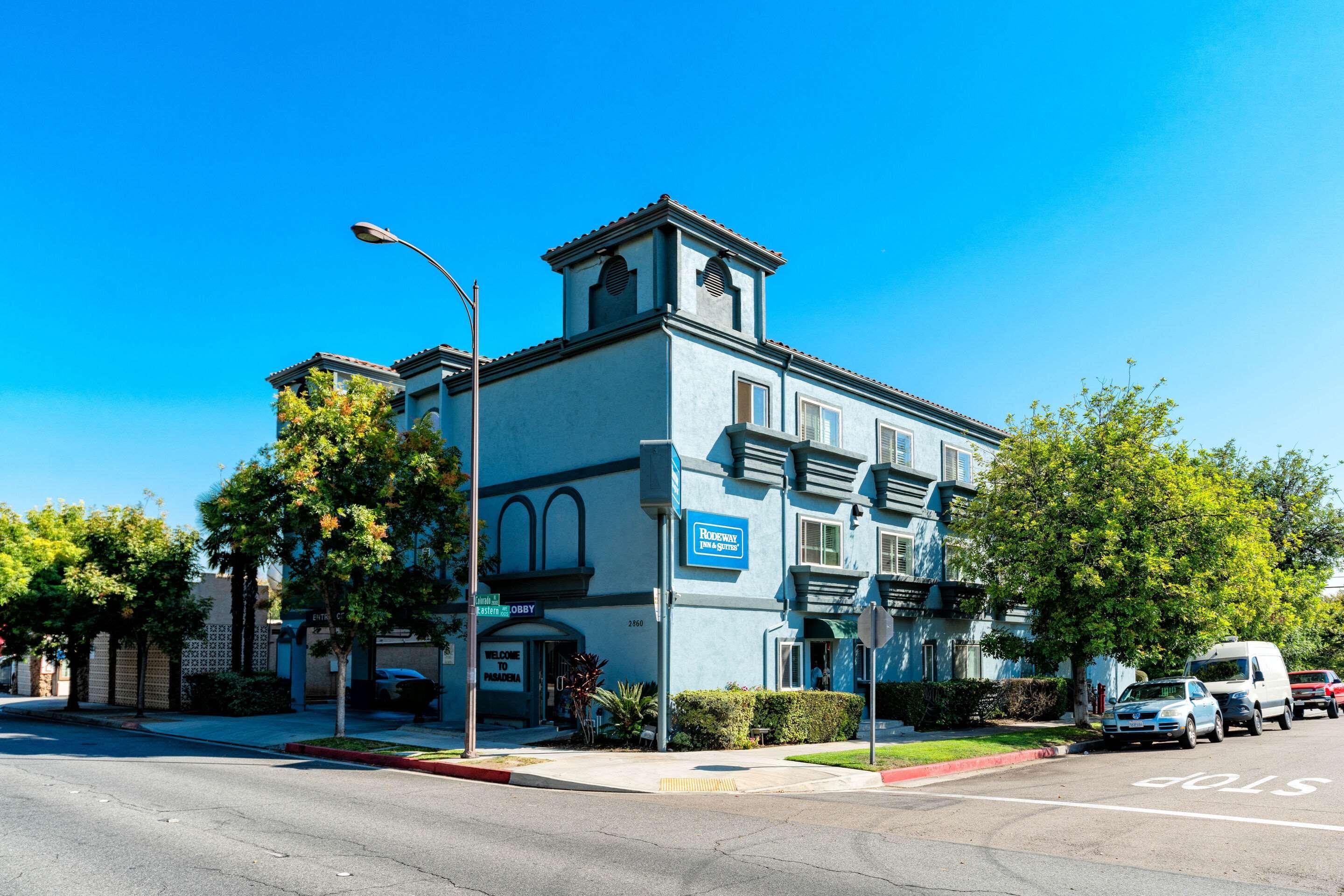 Vista Exterior Rodeway Inn & Suites Pasadena
