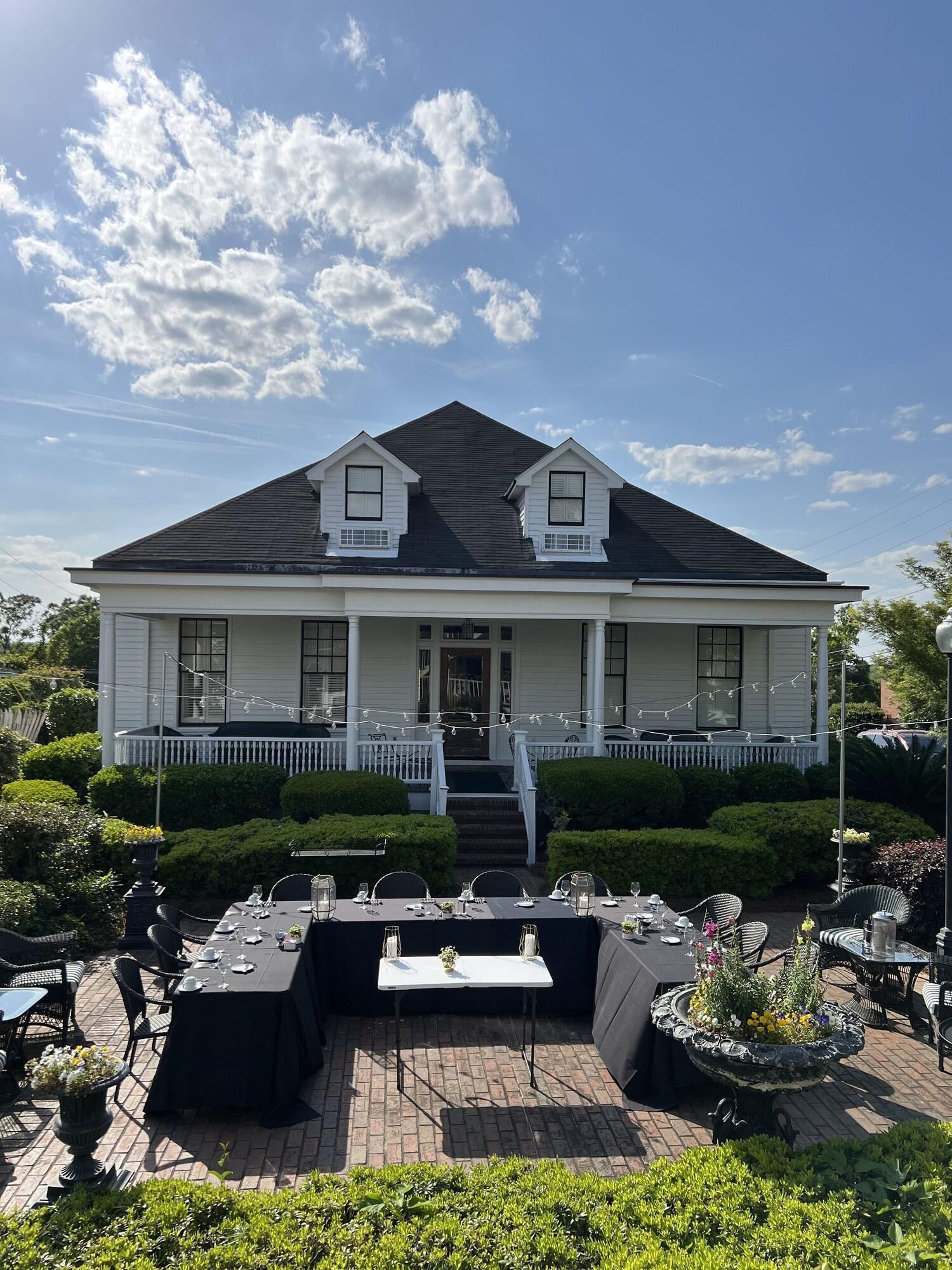 Vista Exterior 1842 Inn