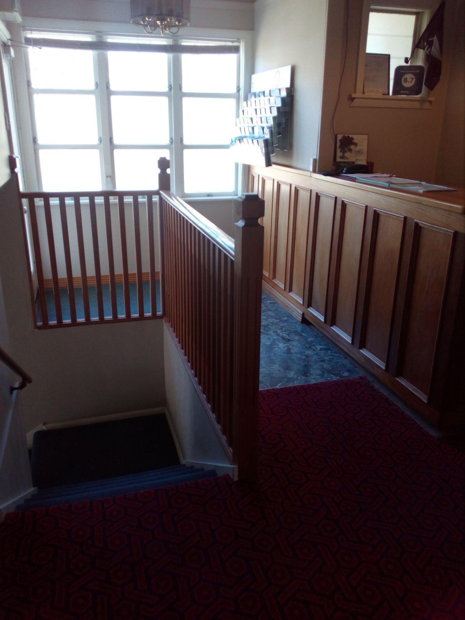 Vista Lobby Admirals Lodge Picton