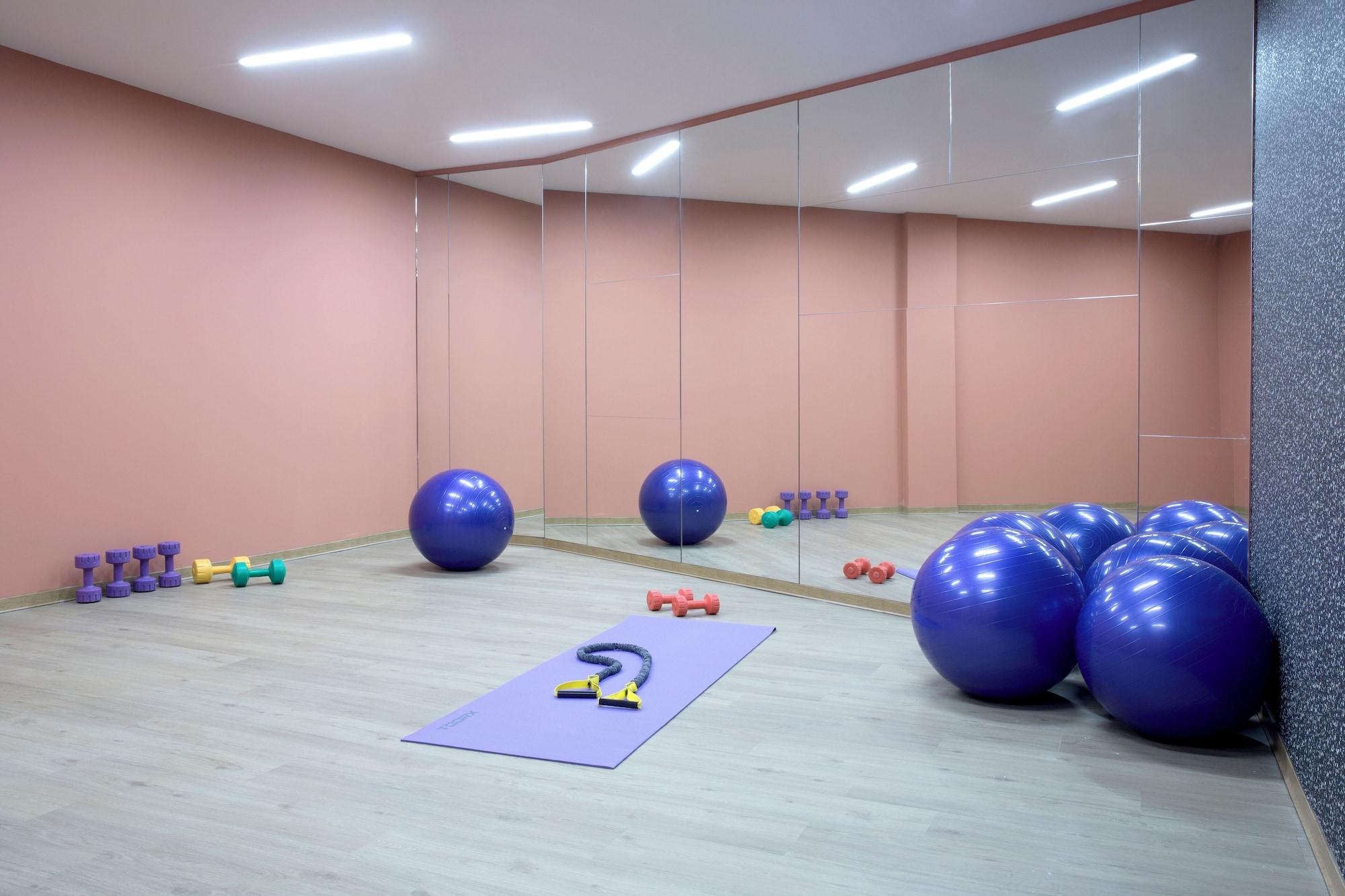 Gimnasio Dolce by Wyndham Athens Attica Riviera