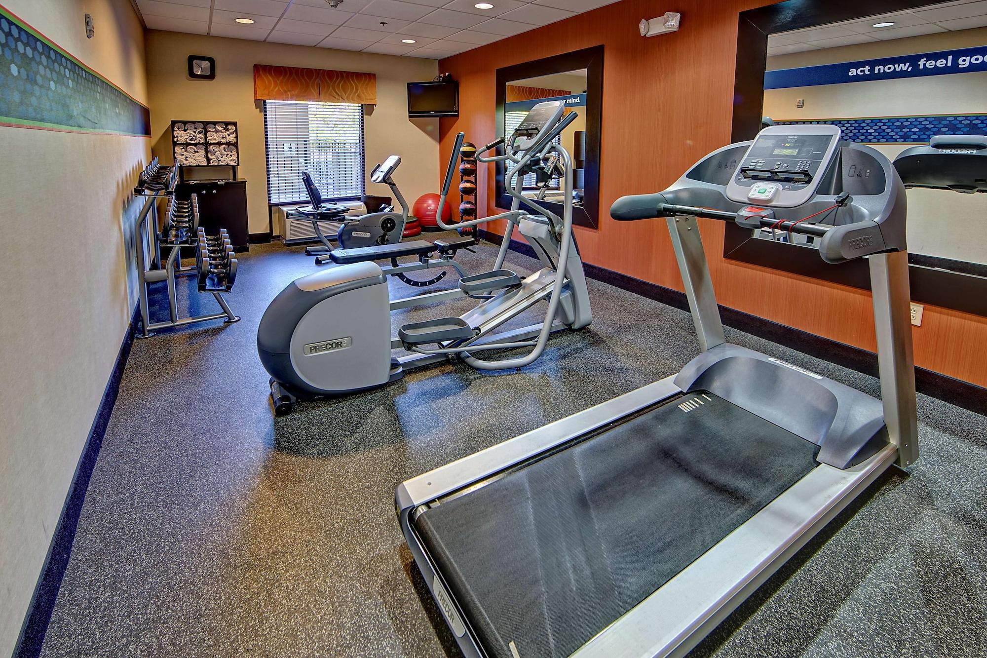 Gimnasio Hampton Inn Crossville