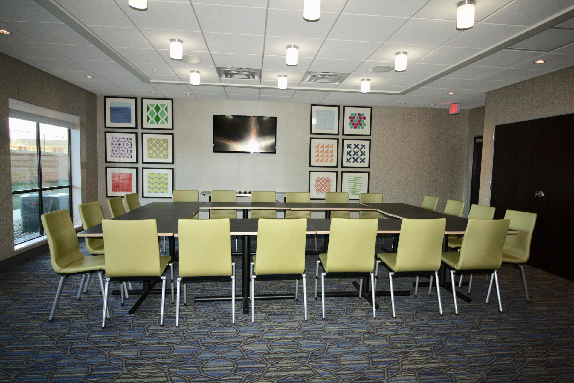 Centro de Negocios Holiday Inn Exp & Sts Kirksville - University Area