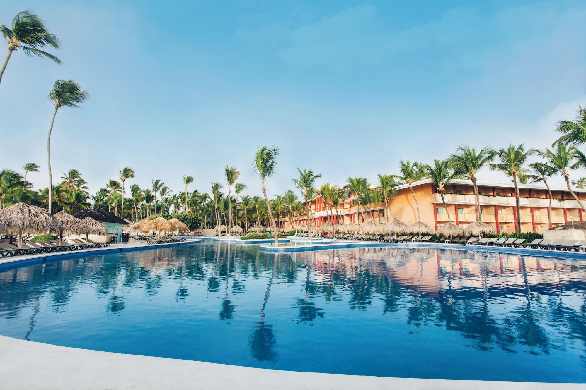 Vista Piscina Iberostar Waves Punta Cana - All Inclusive