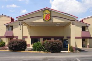 Alojamiento - Super 8 by Wyndham Chattanooga/East Ridge