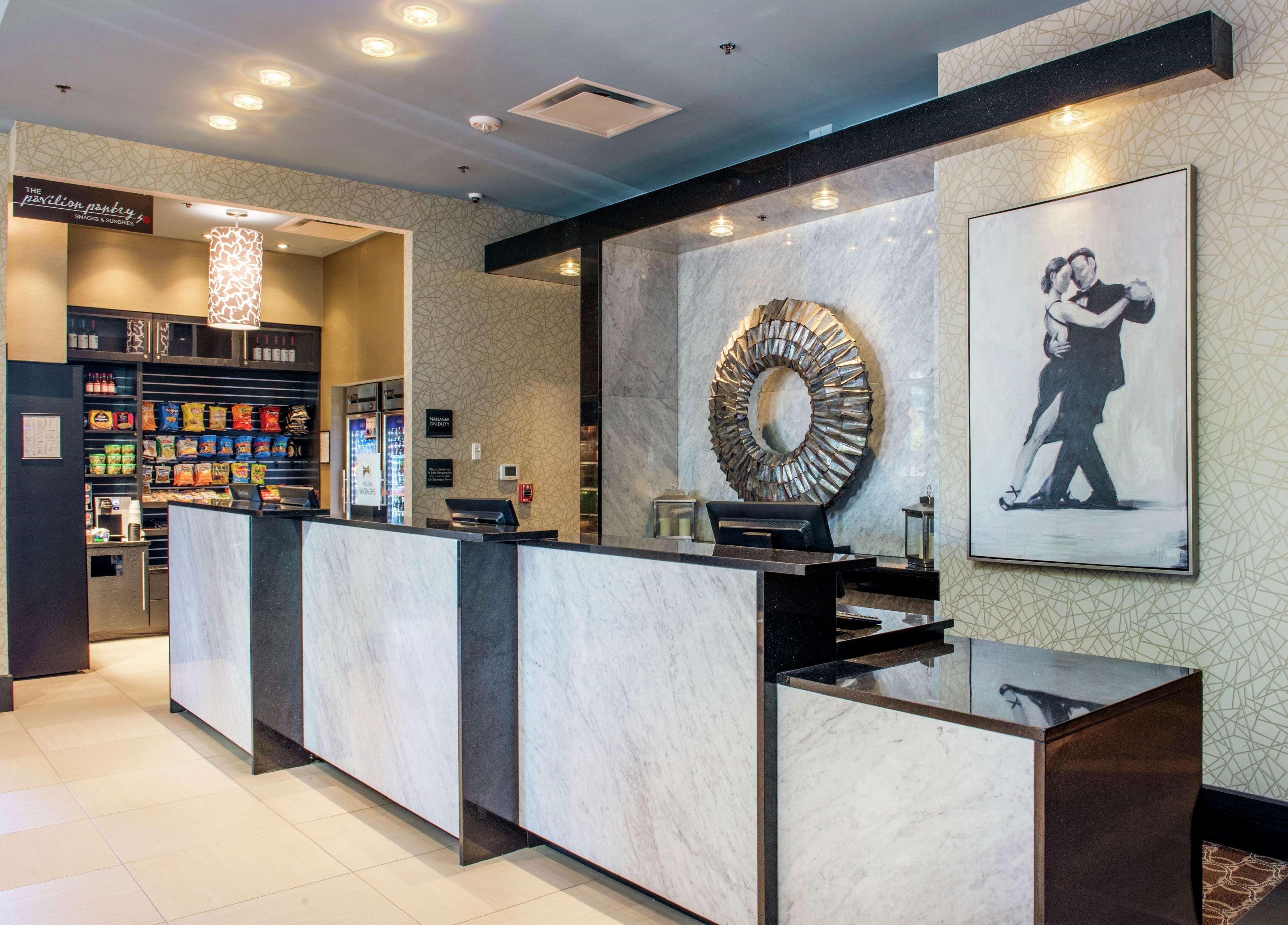 Bar/Salón Hilton Garden Inn Raleigh /Crabtree Valley