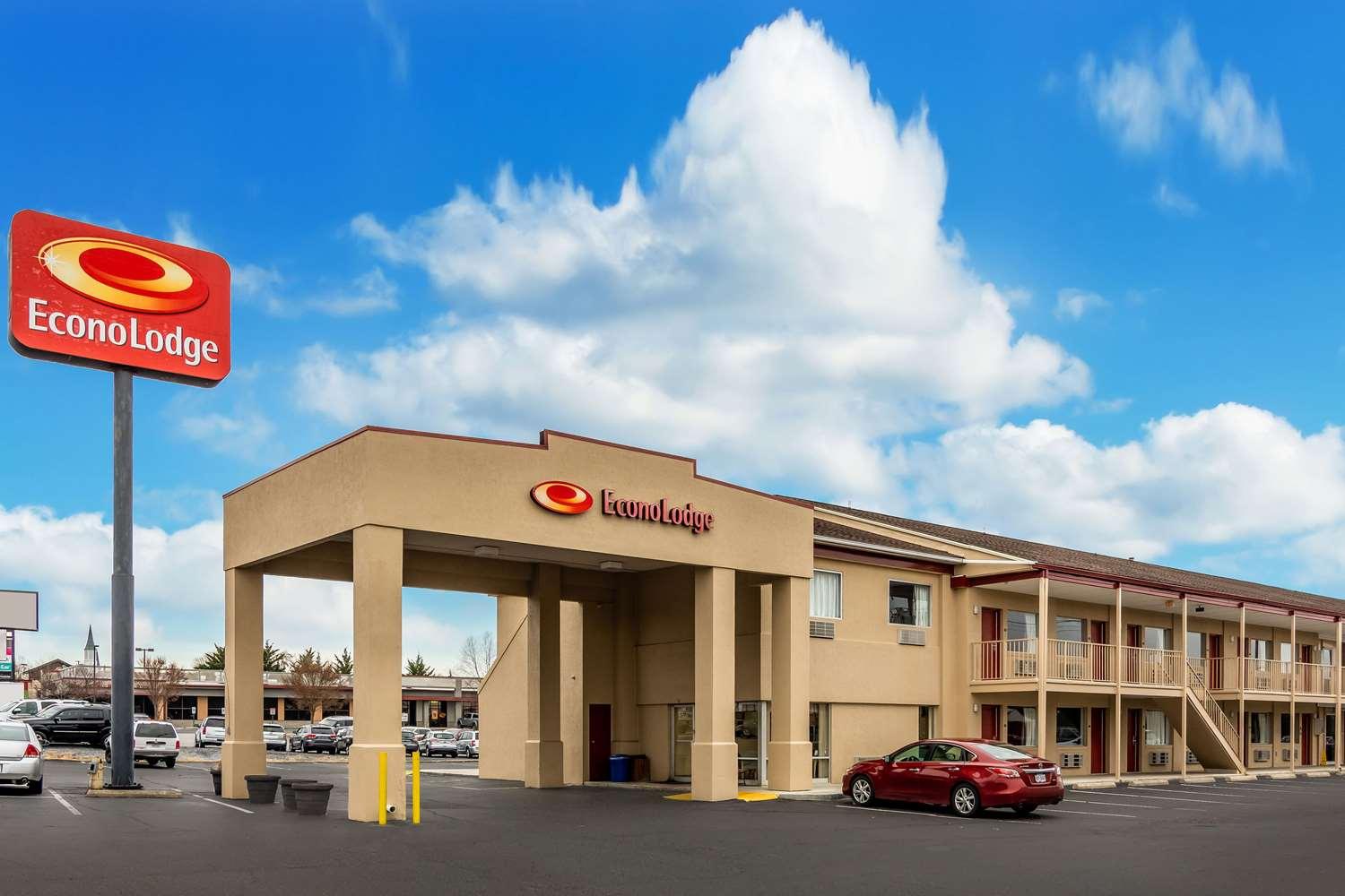 Vista Exterior Econo Lodge East