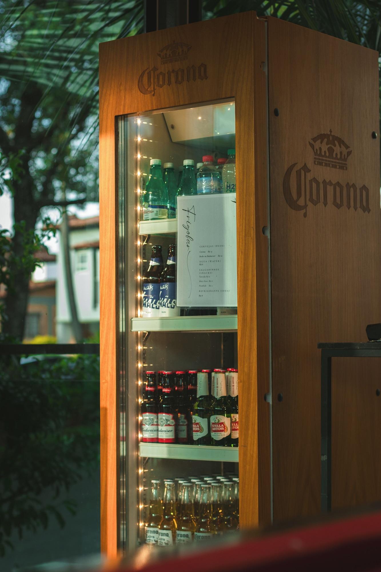 Bar/Salón Escarpas Eco Village