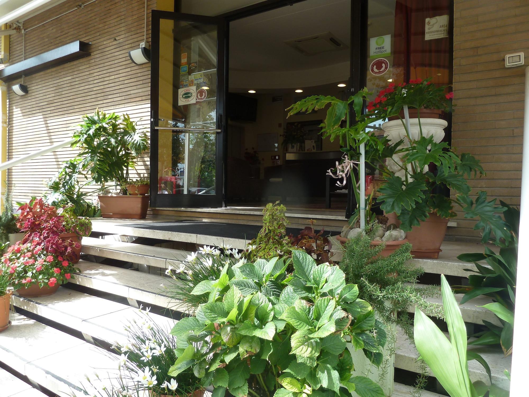 Vista Exterior Crosal
