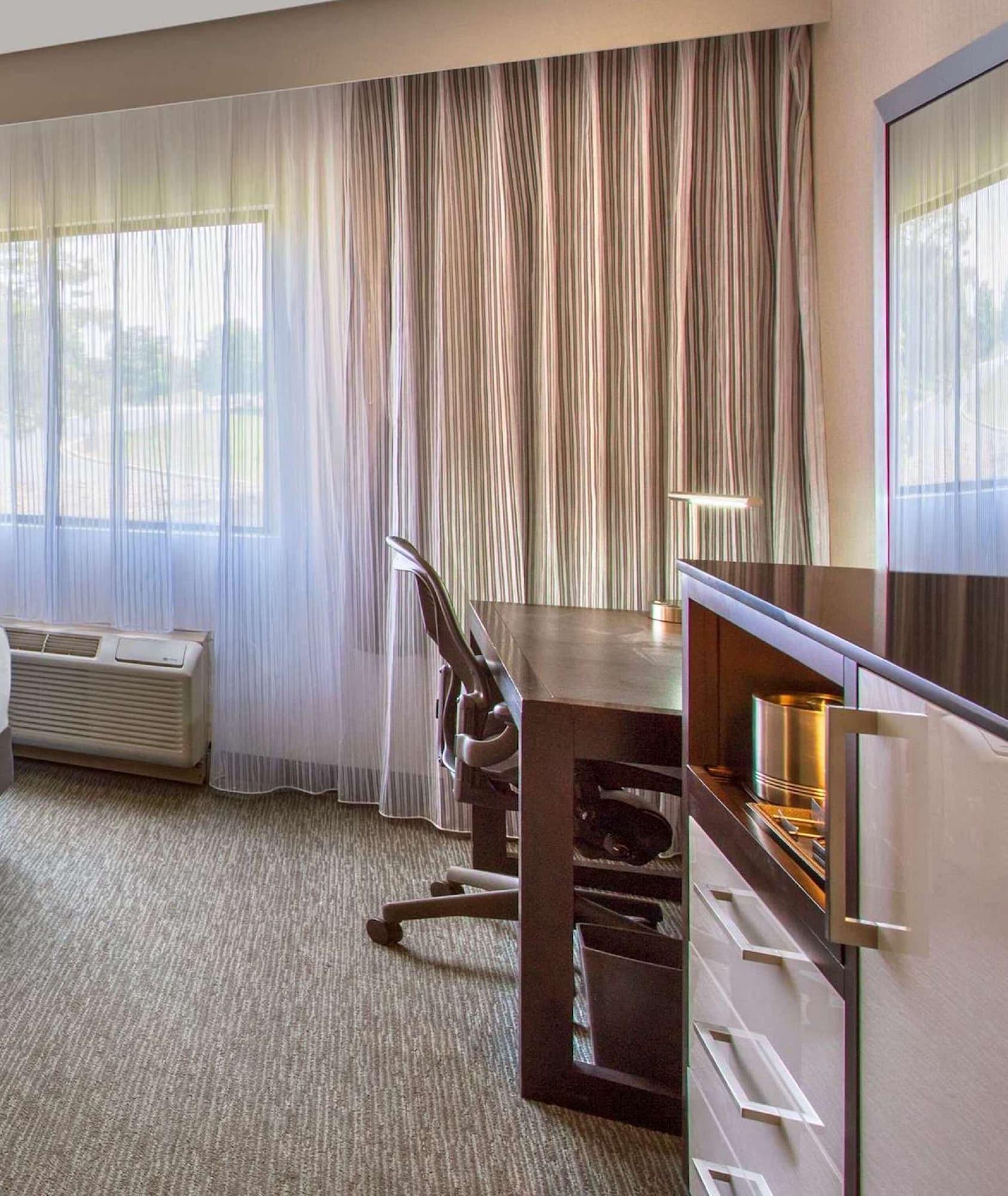 Habitación DoubleTree by Hilton Hotel Chicago Wood Dale - Elk Grove