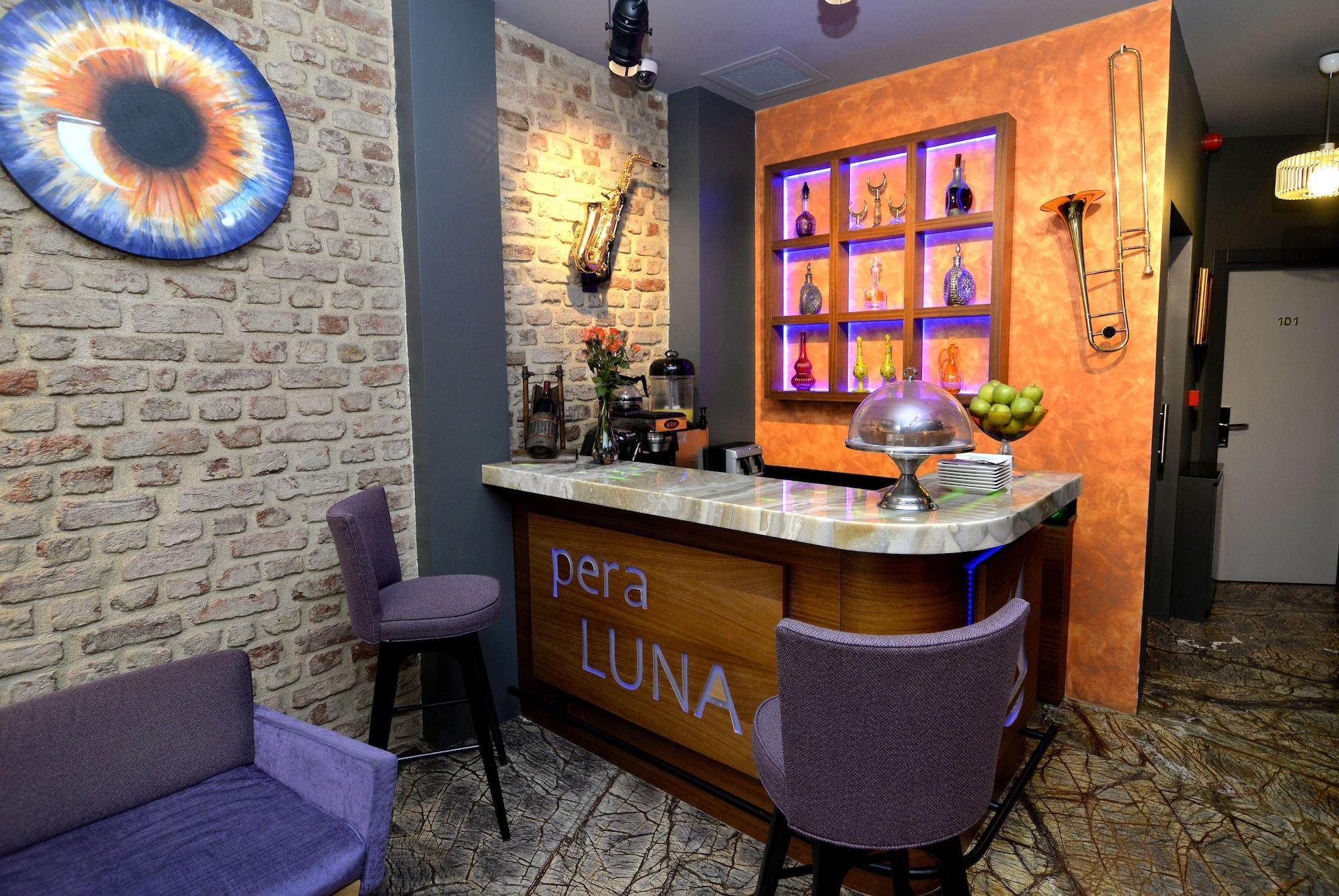 Vista Lobby Pera Luna Residence - Special Class