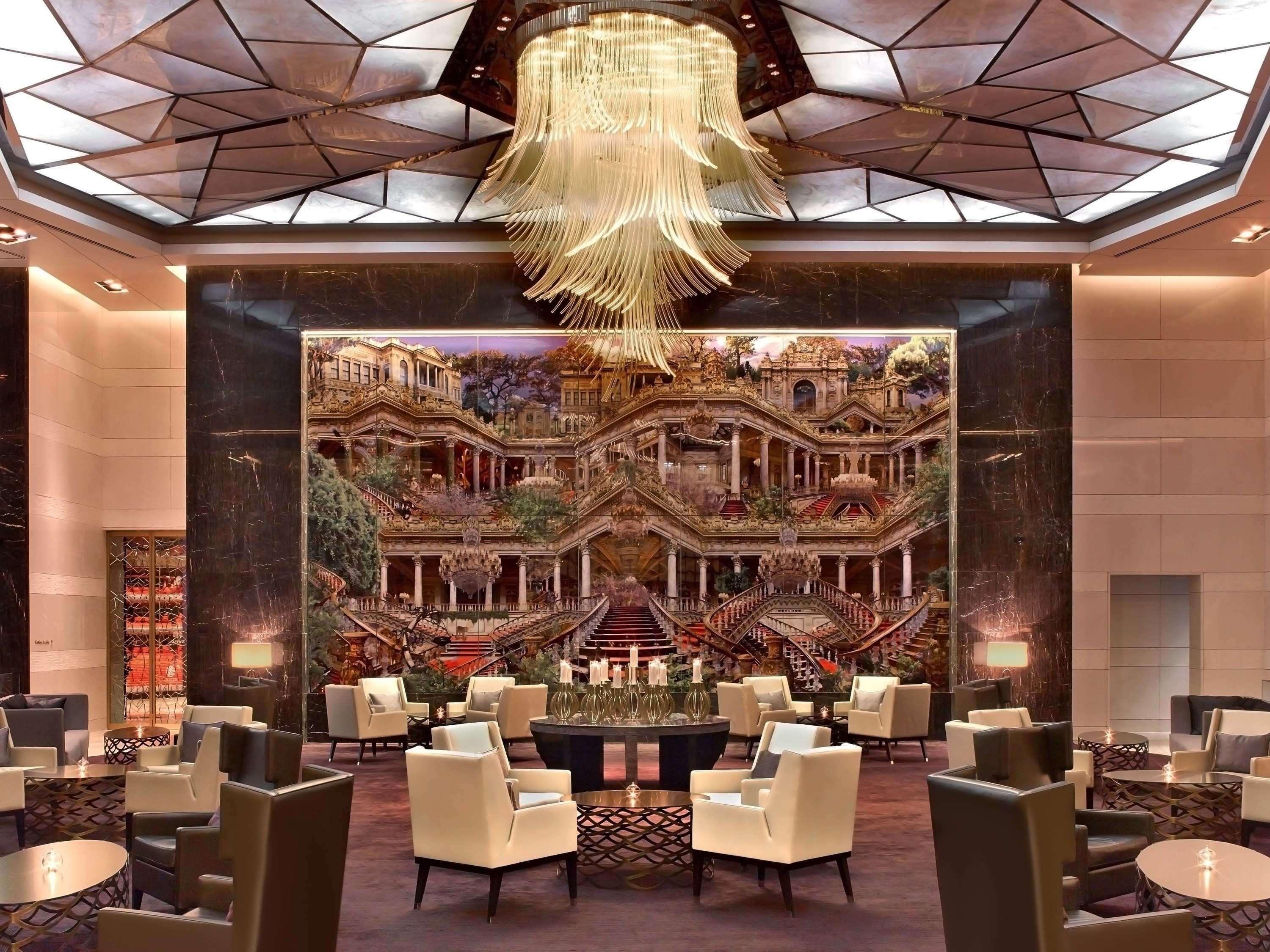 Vista Lobby Raffles Istanbul