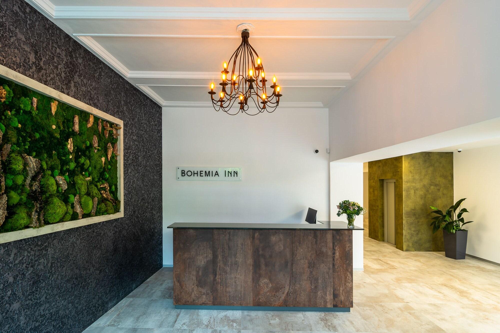 Vista Lobby Bohemia Inn Hotel