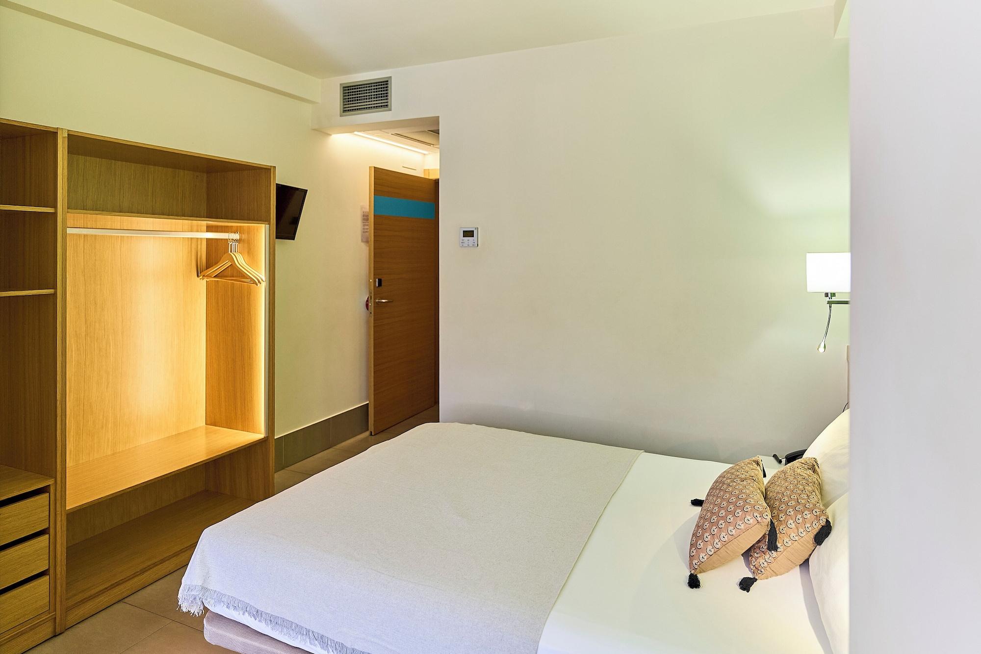 Varios The Book Factory Hostel by gaiarooms