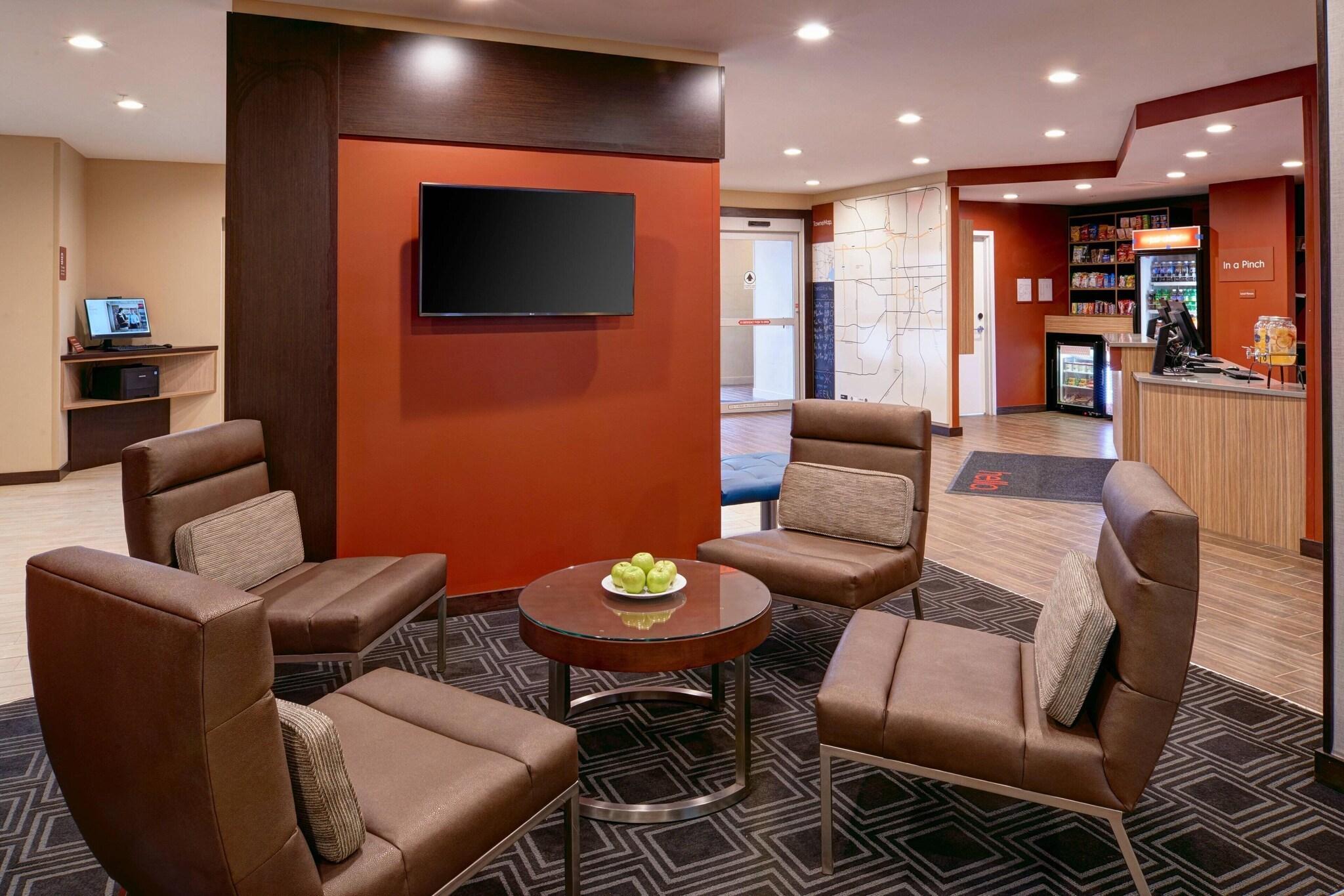 Vista Lobby TownePlace Suites by Marriott Jackson