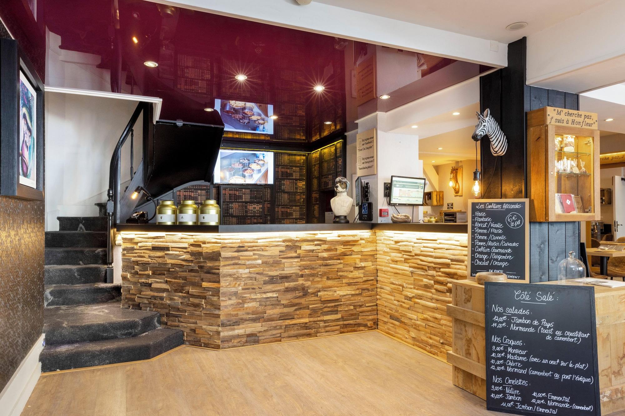 Vista Lobby Hotel le Dauphin les Loges