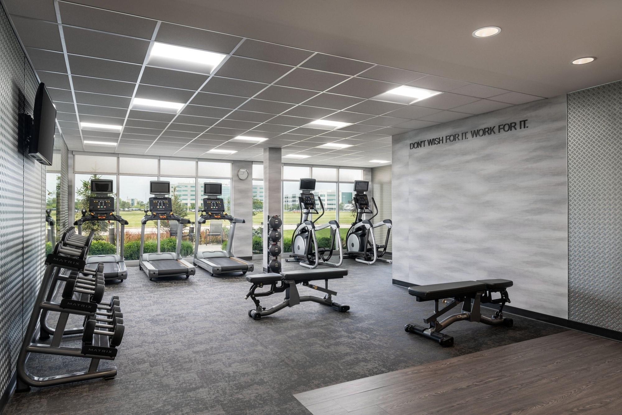 Gimnasio Fairfield Inn & Suites by Marriott Cleveland Tiedeman Road