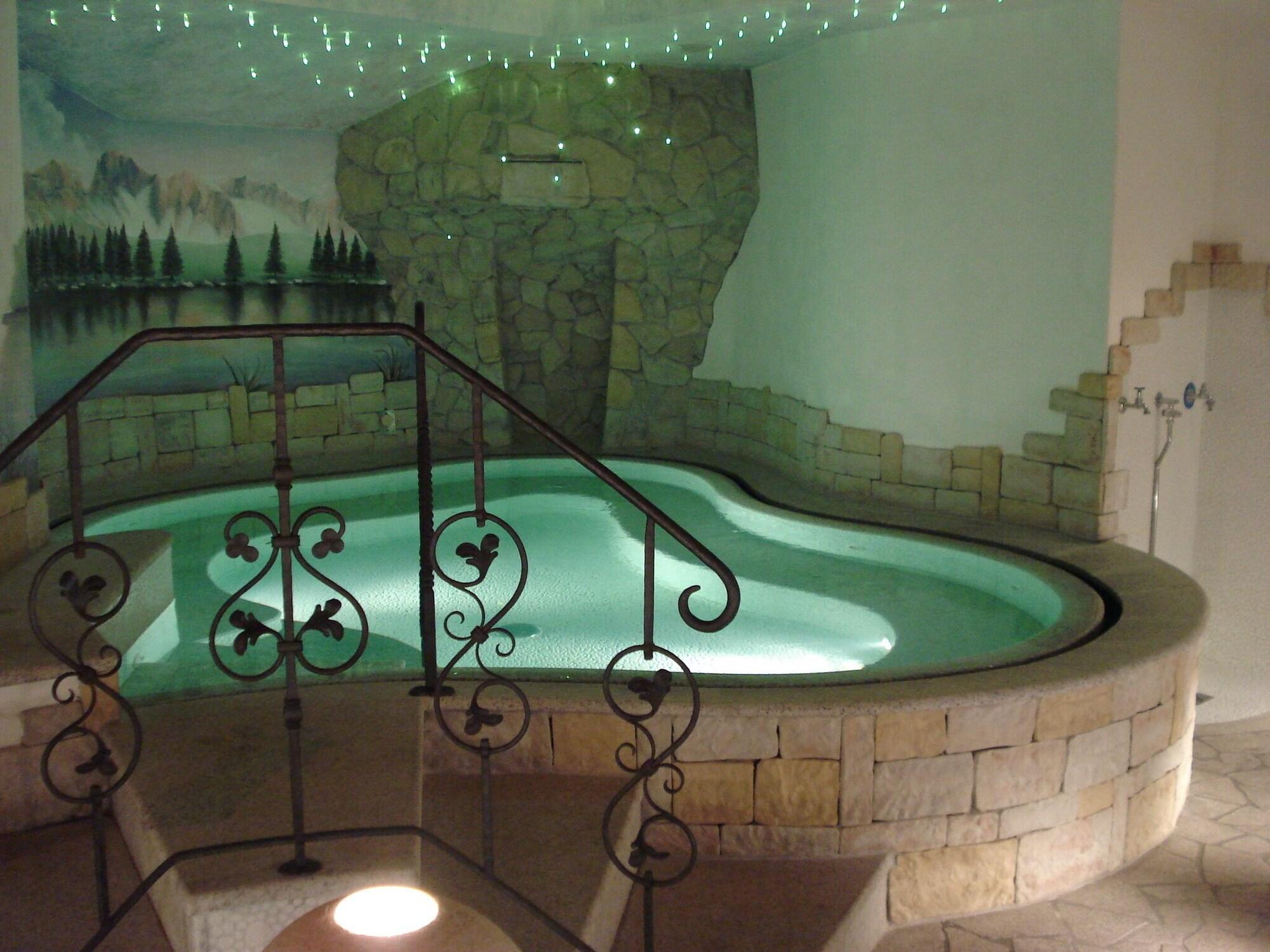 Spa TH San Pellegrino Monzoni Hotel