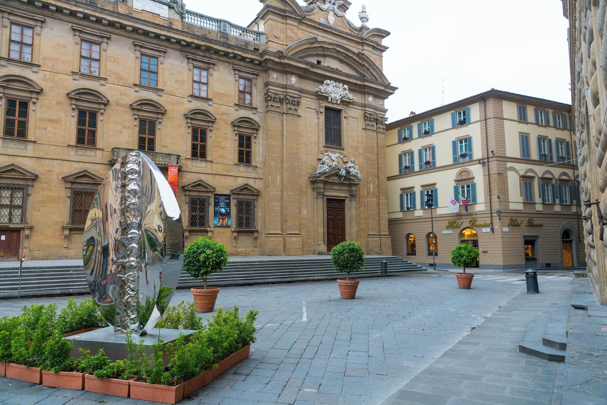 Vista Exterior Bernini Palace