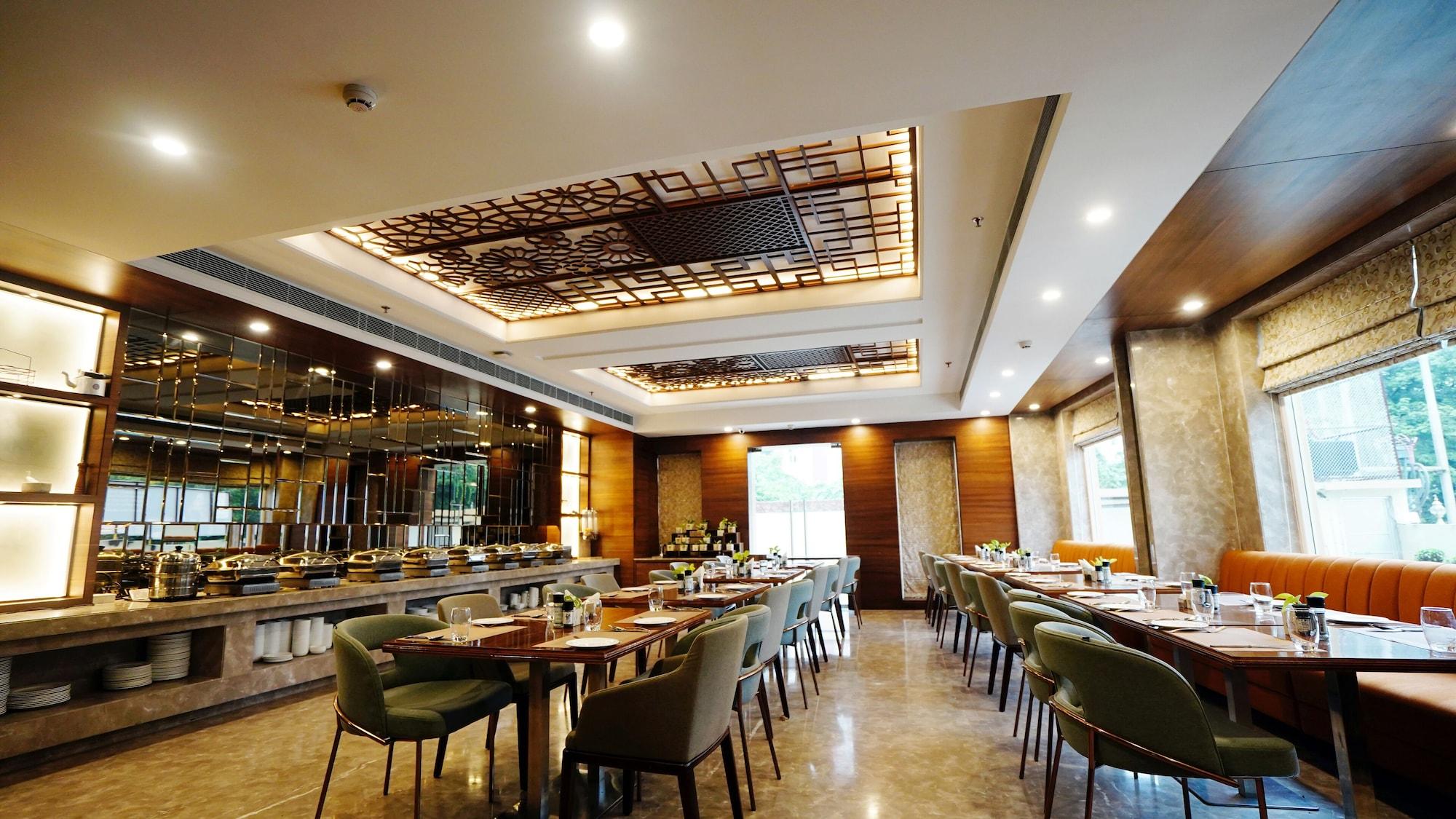 Restaurant The Fern Residency Sarnath