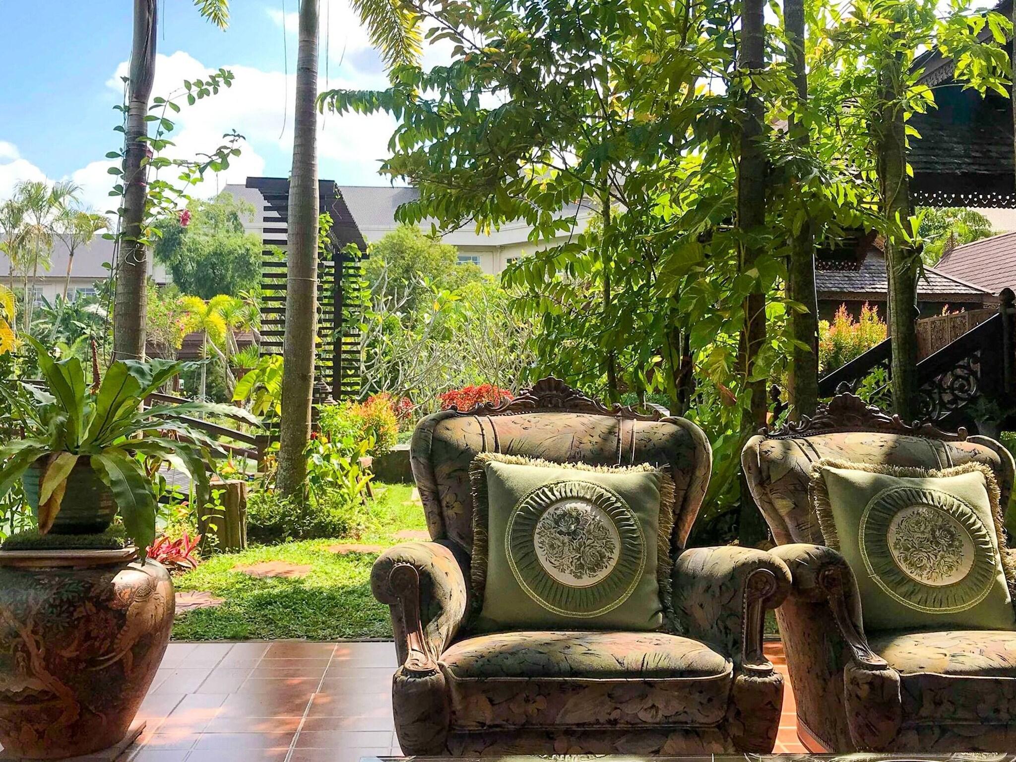 Vista Lobby Rommai Villa