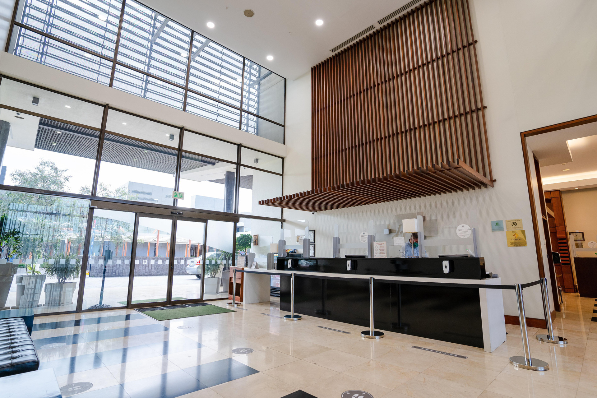 Vista Lobby Holiday Inn San Jose Escazu