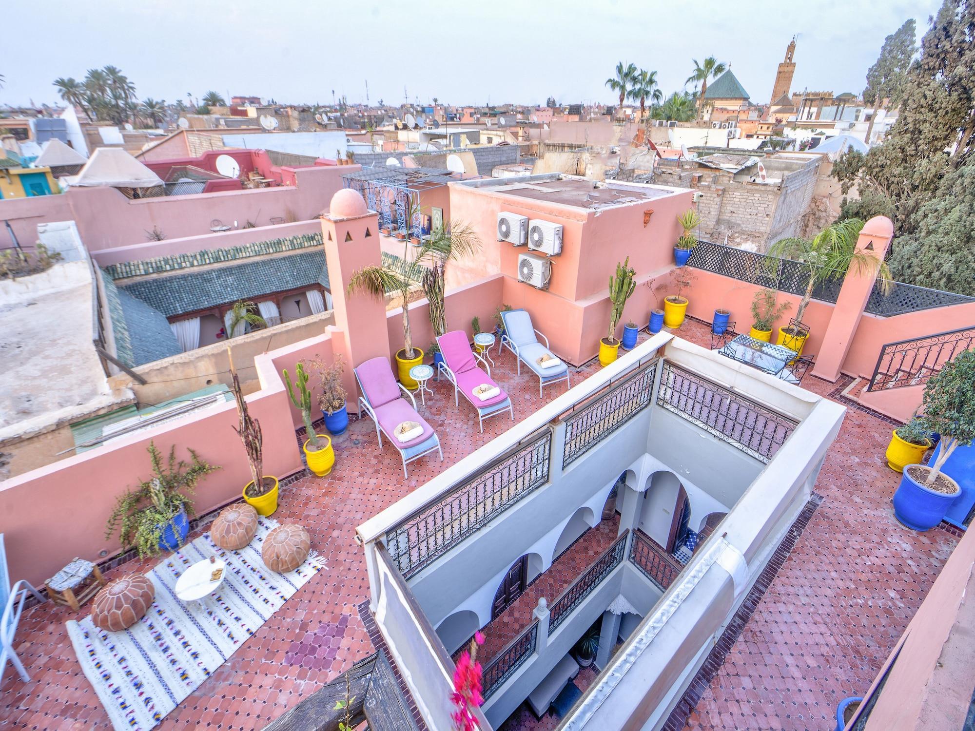 Vista Exterior Riad Sun of Kech