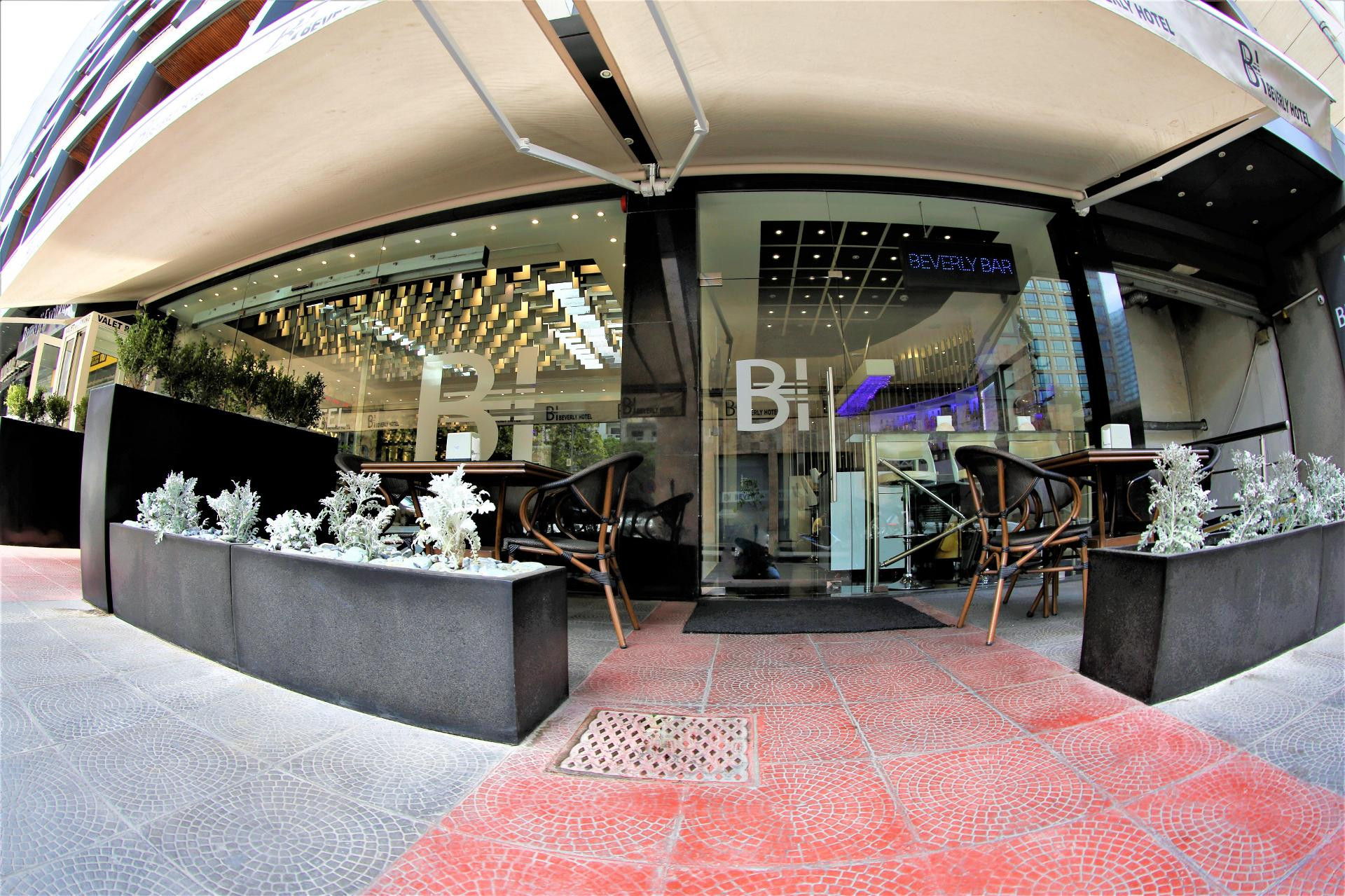Vista Exterior Beverly Hotel Beirut