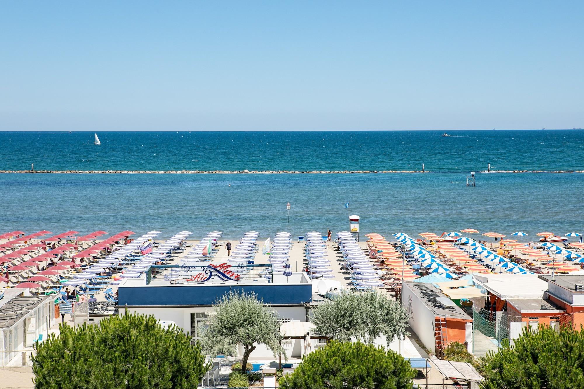 Playa Hotel Promenade Universale