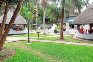 Alojamiento - Acamms Lodge