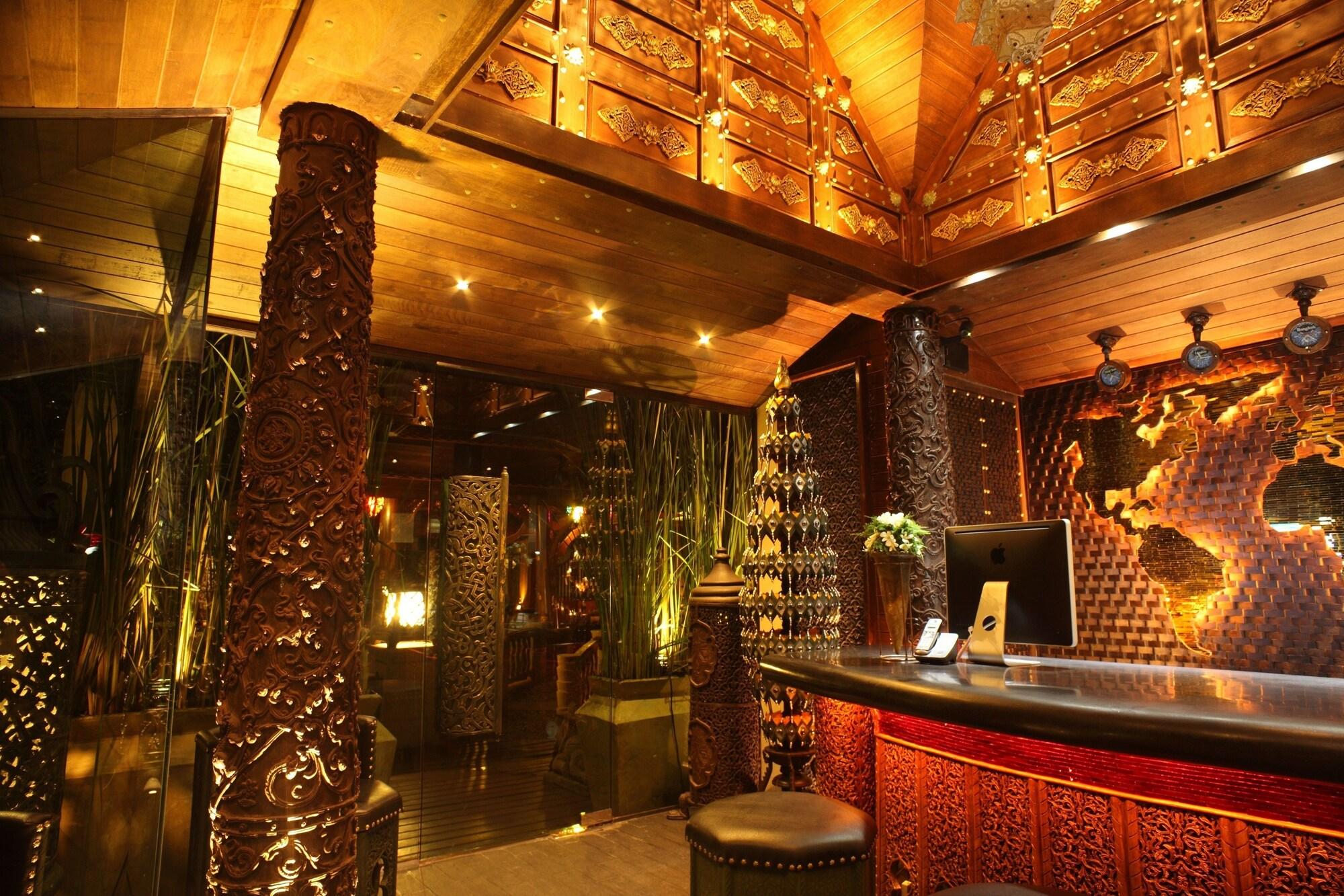 Vista Lobby The Baray Villa by Sawasdee Village