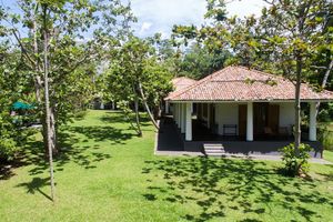 Alquiler Vacacional - Family House With Large Garden In A Peaceful Setting